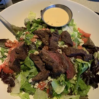 Grilled Tenderloin Salad*