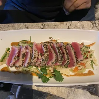 Seared Ahi Tuna*
