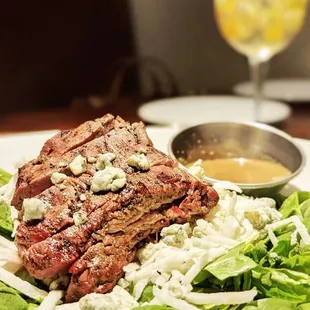 Grilled Steak Tenderloin Salad