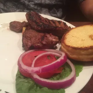 Steak Sandwich*
