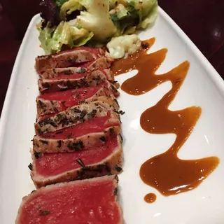 Seared Ahi Tuna*