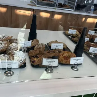 food, dough desserts, donuts