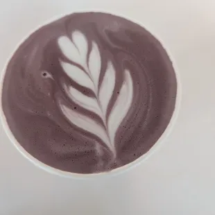 Ube latte