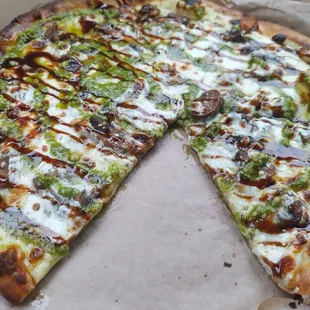 food, pizza