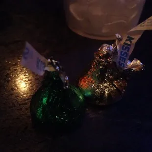 Free Kisses!
