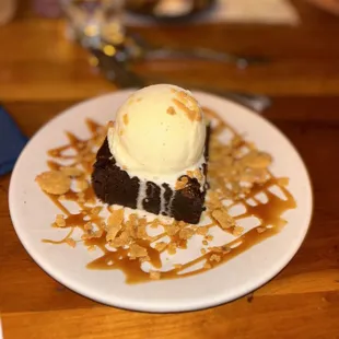 Brownie Sundae