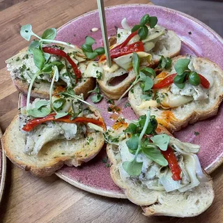 Artichoke Toast