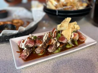 Fishbones Raw Bar And Restaurant