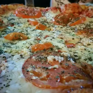 Great service and awesome pizza!  This is the real Italian.