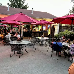 Firehouse Grille &amp; Pub