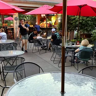 Firehouse Grille &amp; Pub Patio
