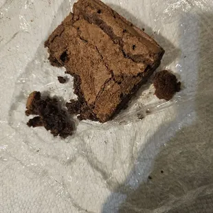 Firehouse Sub brownie was hard and old and extremely nasty. Please stop selling these to customers in this condition.