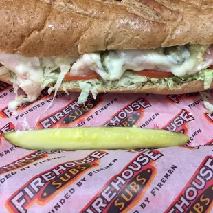 Club in a sub, xtra queso.