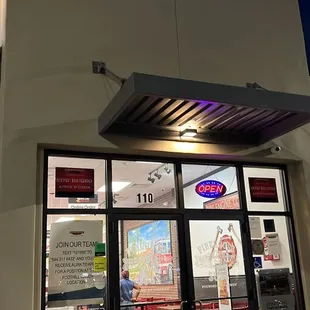 ramen and noodles, outside