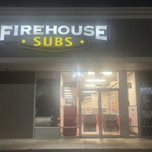 Firehouse subs too busy for customers