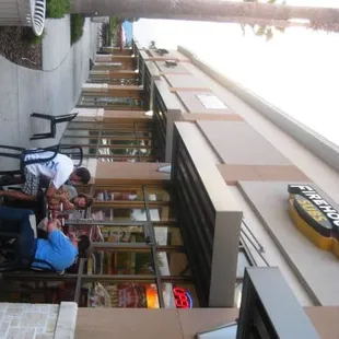 Firehouse Subs - Seminole Towne Ctr: Outdoor Dining