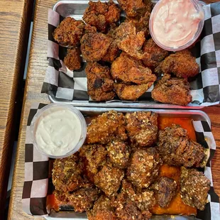 Garlic parm &amp; chipotle ranch dry rub boneless wings