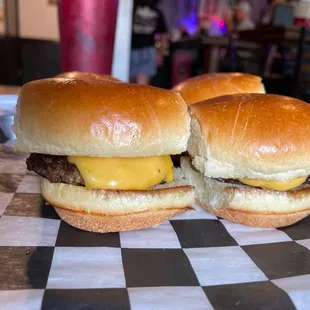 Mini burgers