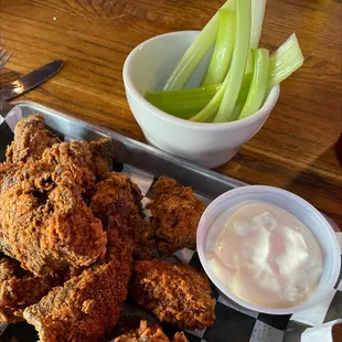 Boneless wings w/ dry rub seasoning