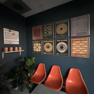 cute lil entrance decor