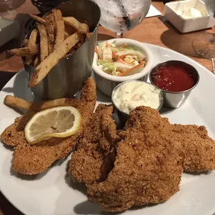 Good crust on the fried catfish