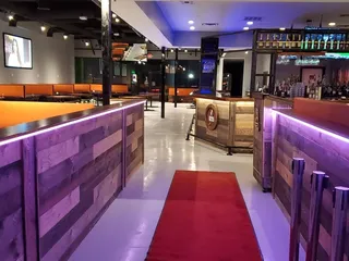 Azura Bar & Lounge