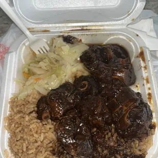 oxtail plate. Cant remember which size.