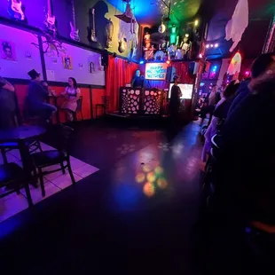 Inside/ decor (halloween weekend)