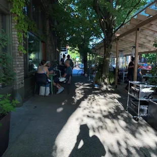 Great spring/summer seating covered if it gets wet