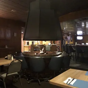 sushi and sashimi, interior