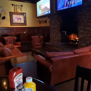 Nice area with fireplace