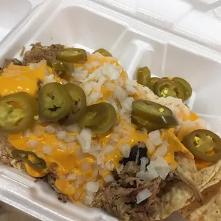Pulled pork nachos