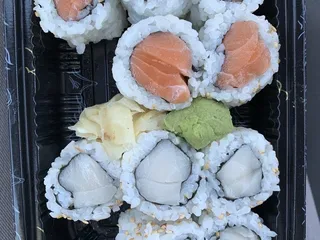 RAWR Sushi