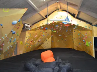 Pure Bouldering Gym