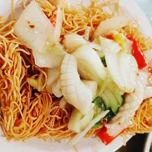 Seafood chowmein