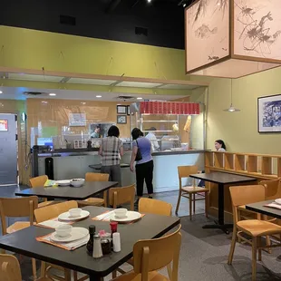 interior, crepes