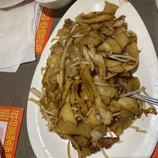 Beef chow fun