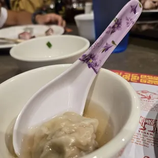 Wonton soup