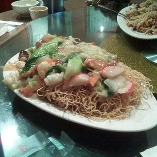 Seafood Crispy Noodle
