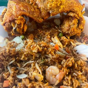 4 piece chicken wings w/ house special fried rice added bean sprouts!