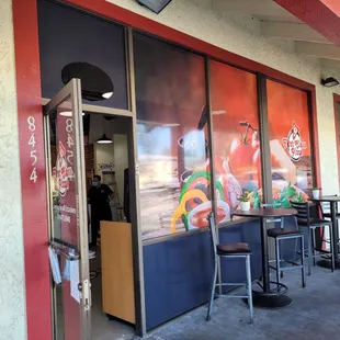 Front door to First Class Pizza-HB