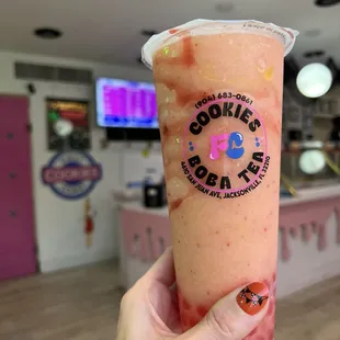 Tropical berry (frozen) with strawberry popping boba