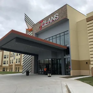 Entry for the hotel