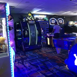 An arcade in the hotel