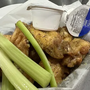 Traditional Lemon Pepper (3.5/5, solid hot and crispy)