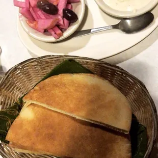 Fresh pita and dip