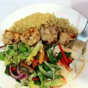 Chicken kabob lunch plate