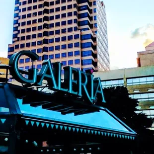 Hi ho Hi how underground I go #yelpjax