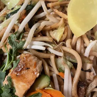 Chicken fried noodles