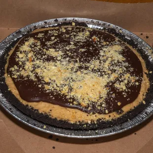 Chocolate Peanut Butter Pie!!! Thirty Dollars worth of Pure Delight!!! (keepsmilingphoto.com)